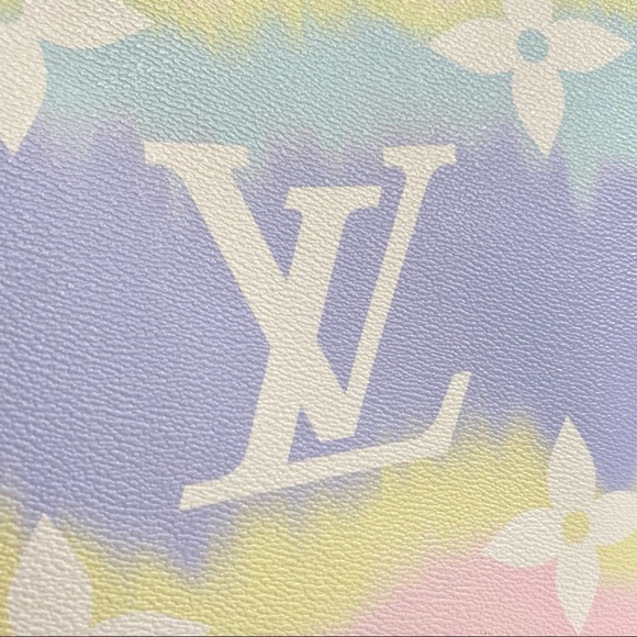 NWT Authentic Louis Vuitton Pastel Escale OnTheGo Tote GM w box - Picture 13 of 17